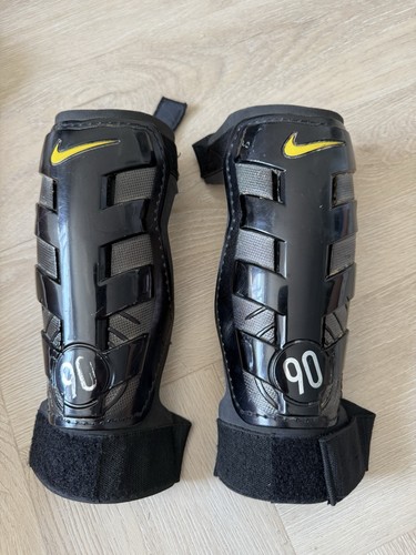 Nike total shin pads guards - 90,