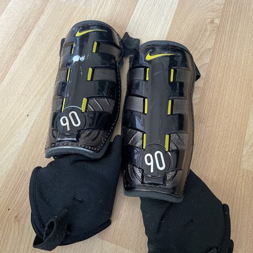 Total shinpads retro - shinpads,